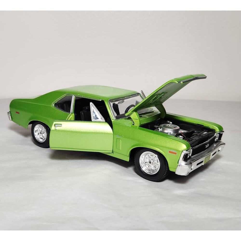 Maisto Premiere DC 1970 Chevrolet Nova SS 1:24 Scale VG+ No.12213